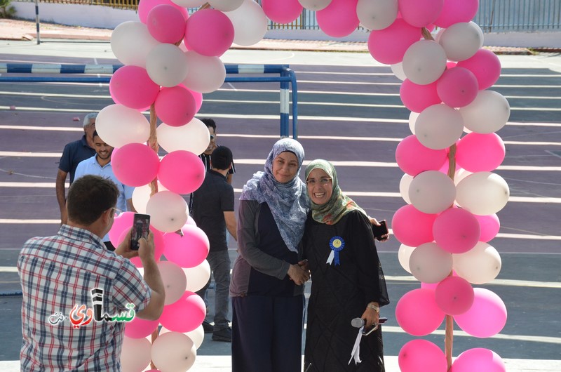 كفرقاسم- فيديو: نواب وأعضاء المجلس البلدي يشاركون الطلاب افتتاح عامهم الدراسي  باجواء بهيجة .